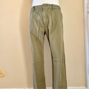 J. Crew Men’s Sun Faded Chinos | 484 Slim Fit | 34x30